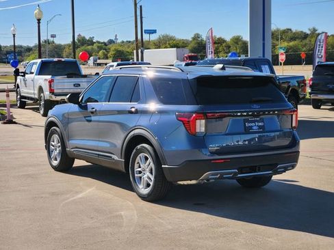 New 2026 Ford Explorer Active w/ Active Comfort Package image 4
