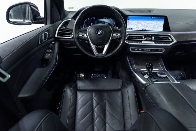 Used 2023 BMW X5 xDrive40i AWD/4WD image 3