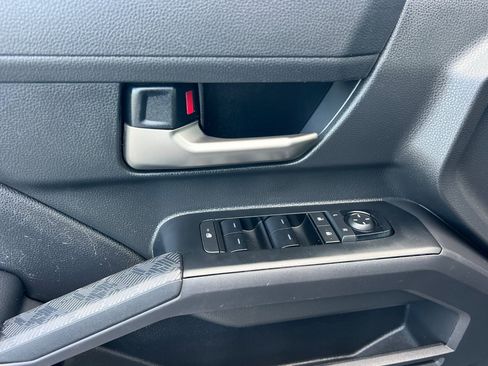 Used 2024 Toyota Tacoma TRD Sport image 8