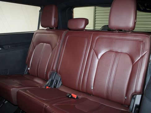 Used 2024 Ford Expedition Max Limited AWD/4WD image 26