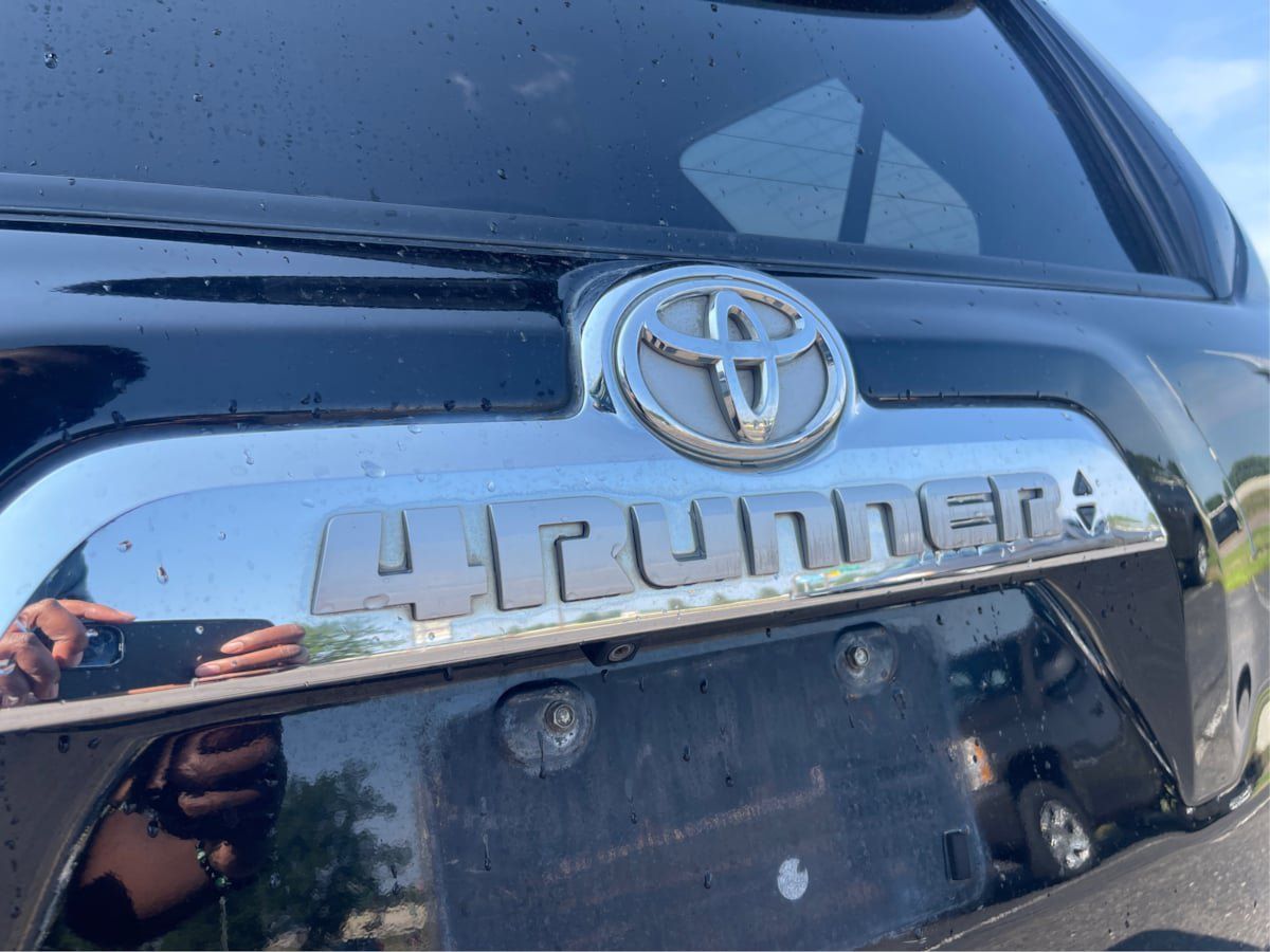 Used 2015 Toyota 4Runner Limited AWD/4WD image 21