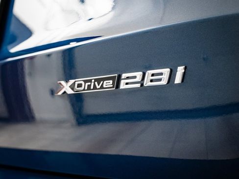 Used 2025 BMW X1 xDrive28i w/ Convenience Package image 9