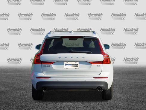 Used 2020 Volvo XC60 T5 Momentum w/ Protection Package FWD image 7