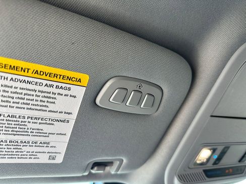 Used 2023 Ford Explorer Limited AWD/4WD image 20