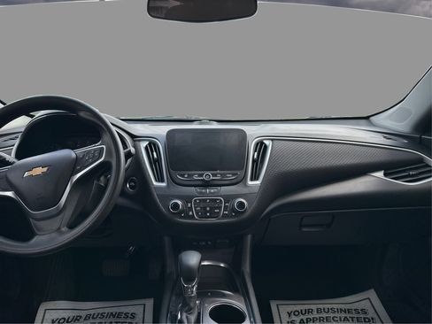 Used 2022 Chevrolet Malibu LT FWD image 29