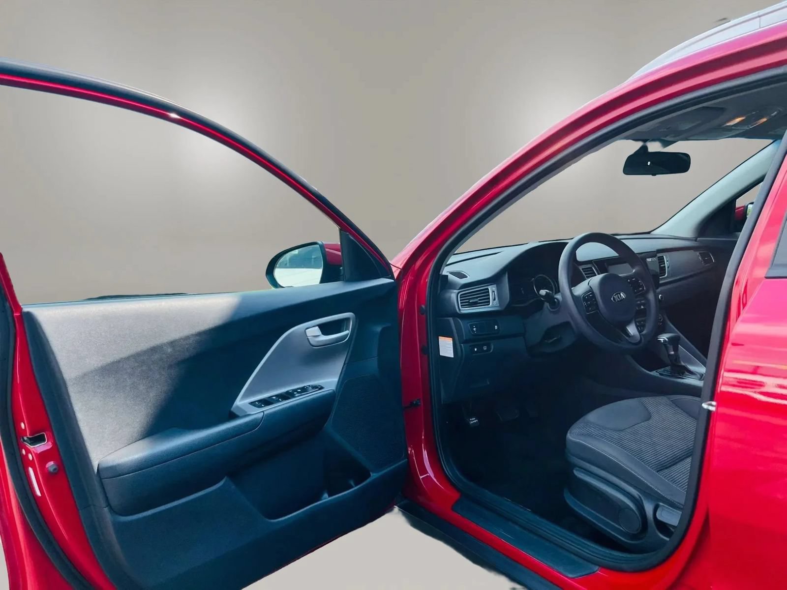Used 2017 Kia Niro LX FWD image 10