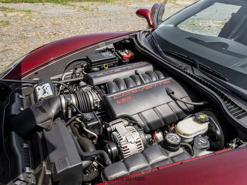 Used 2007 Chevrolet Corvette Coupe w/ Preferred Equipment Group RWD image 25