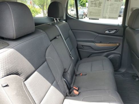 Certified 2021 GMC Acadia SLE w/ Driver Convenience Package image 28