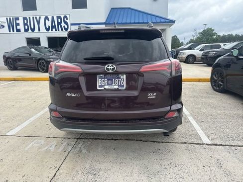 Used 2017 Toyota RAV4 XLE w/ Premium Special Value Package AWD/4WD image 16
