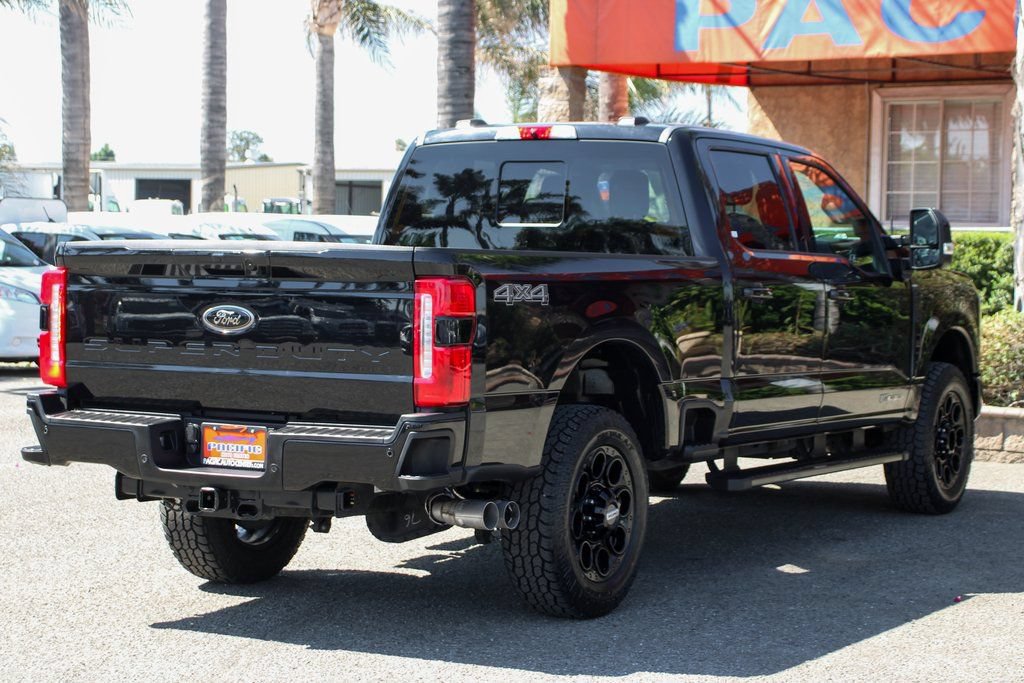 Used 2023 Ford F250 Lariat w/ Black Appearance Package AWD/4WD image 11