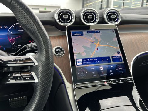 Certified 2025 Mercedes-Benz GLC 300 4MATIC image 31