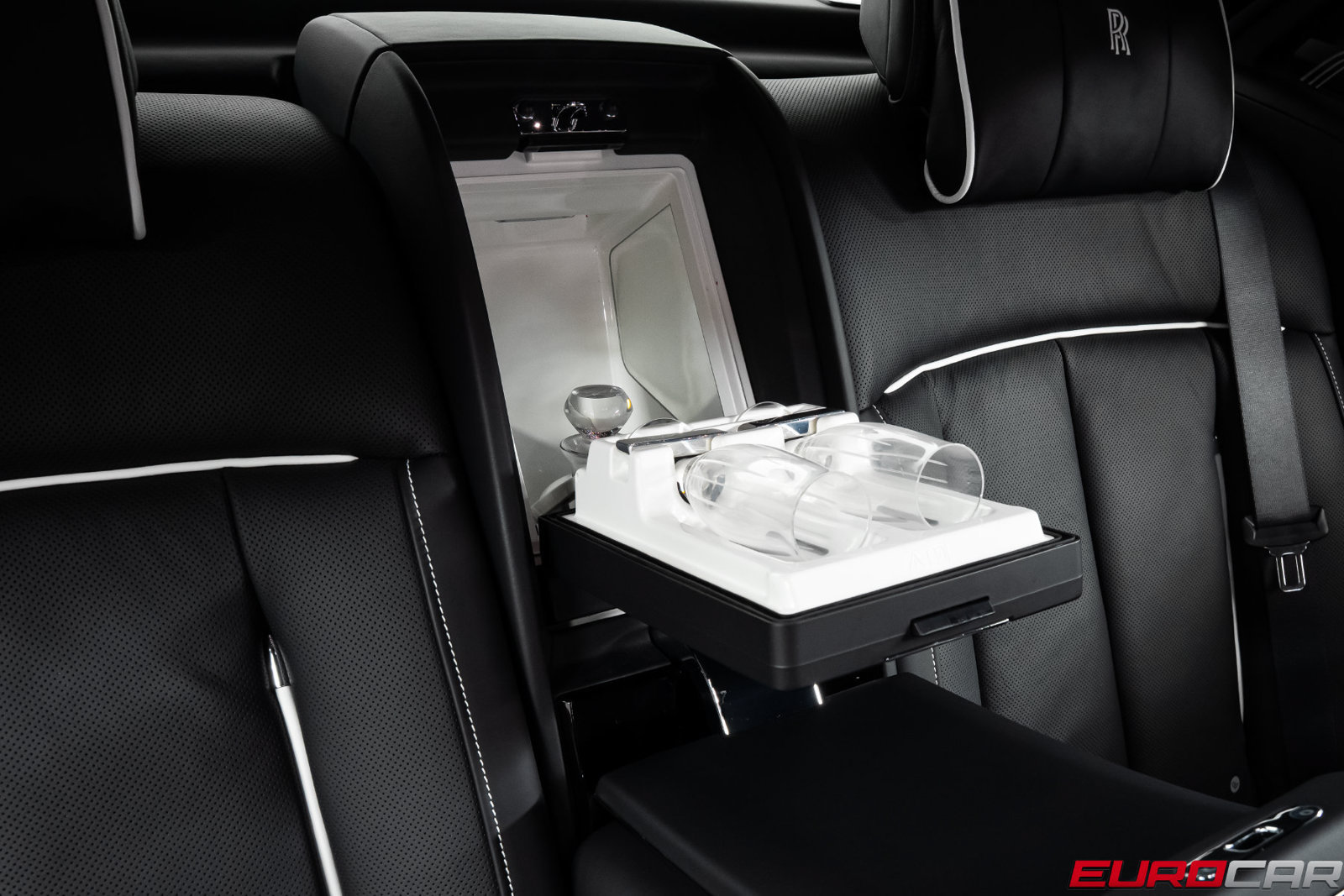 Used 2022 Rolls-Royce Phantom Sedan RWD image 43