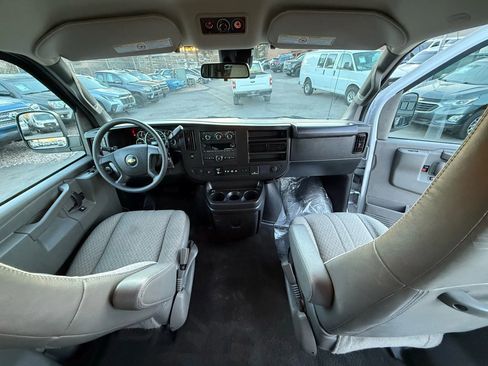 Used 2023 Chevrolet Express 3500 LT w/ LT Preferred Equipment Group image 20
