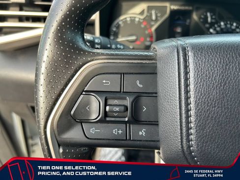 Used 2025 Toyota Tundra SR5 w/ SR5 Convenience Package AWD/4WD image 17