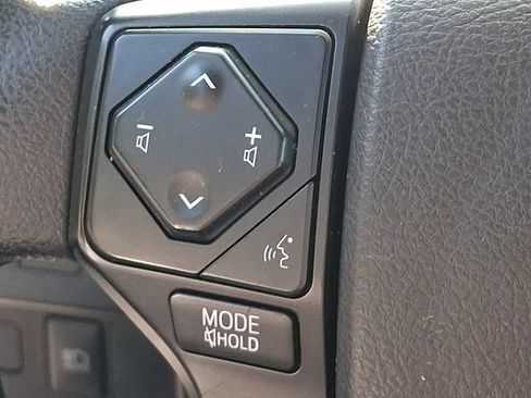 Used 2022 Toyota Tacoma SR RWD image 21