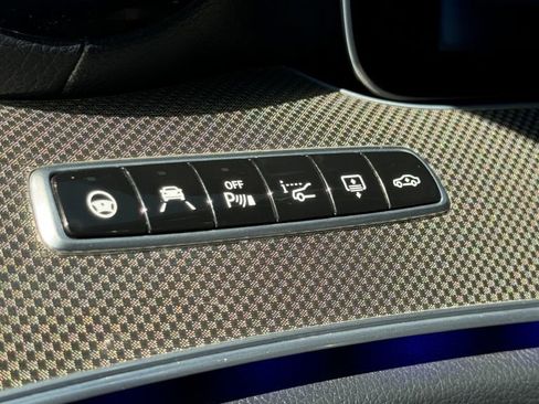 Used 2017 Mercedes-Benz E 43 AMG 4MATIC Sedan image 26