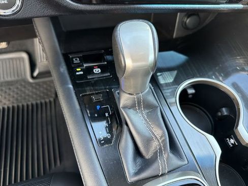 Used 2017 Lexus RX 350 FWD w/ Accessory Package image 21