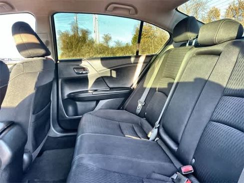 Used 2015 Honda Accord Sport image 14