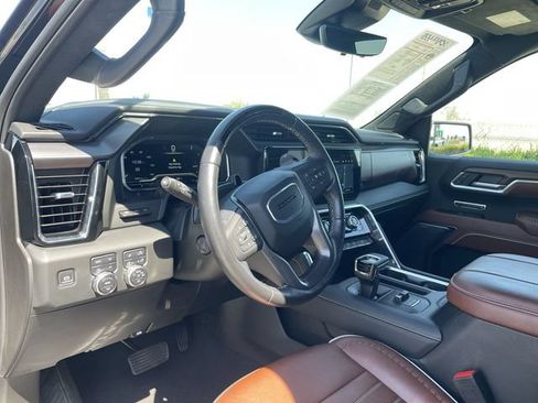 Used 2024 GMC Sierra 1500 Denali Ultimate AWD/4WD image 10