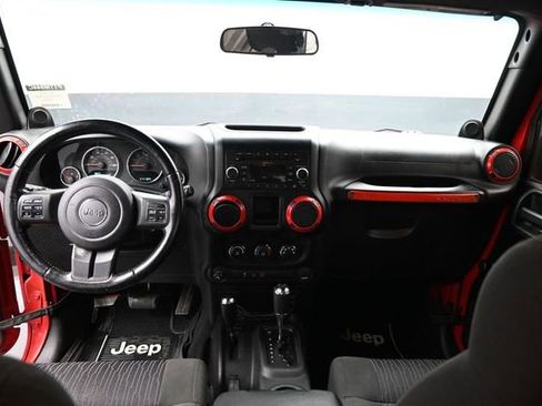 Used 2011 Jeep Wrangler Sport w/ Connectivity Group AWD/4WD image 19