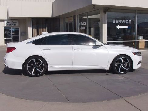 Used 2019 Honda Accord Sport image 8
