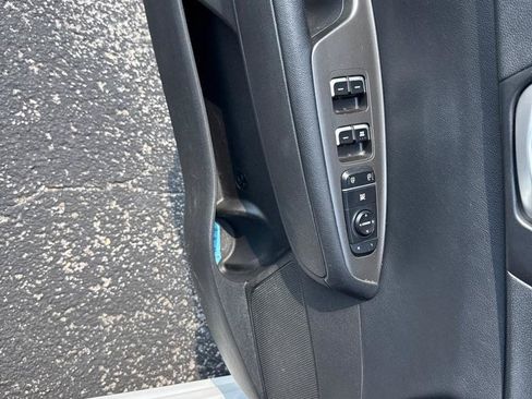 Used 2019 Kia Optima LX FWD image 13