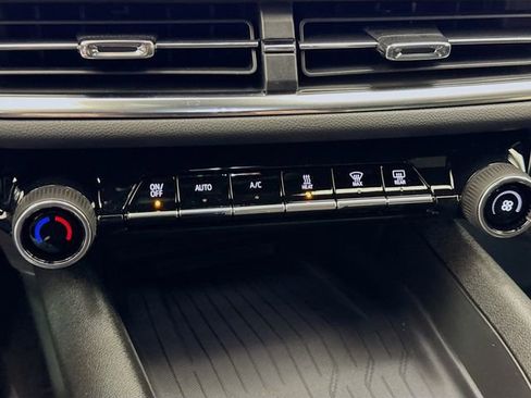 New 2026 Chevrolet Equinox EV LT image 18