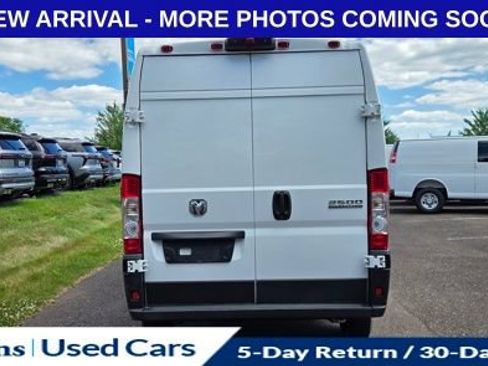 Used 2023 RAM ProMaster 2500 FWD image 8