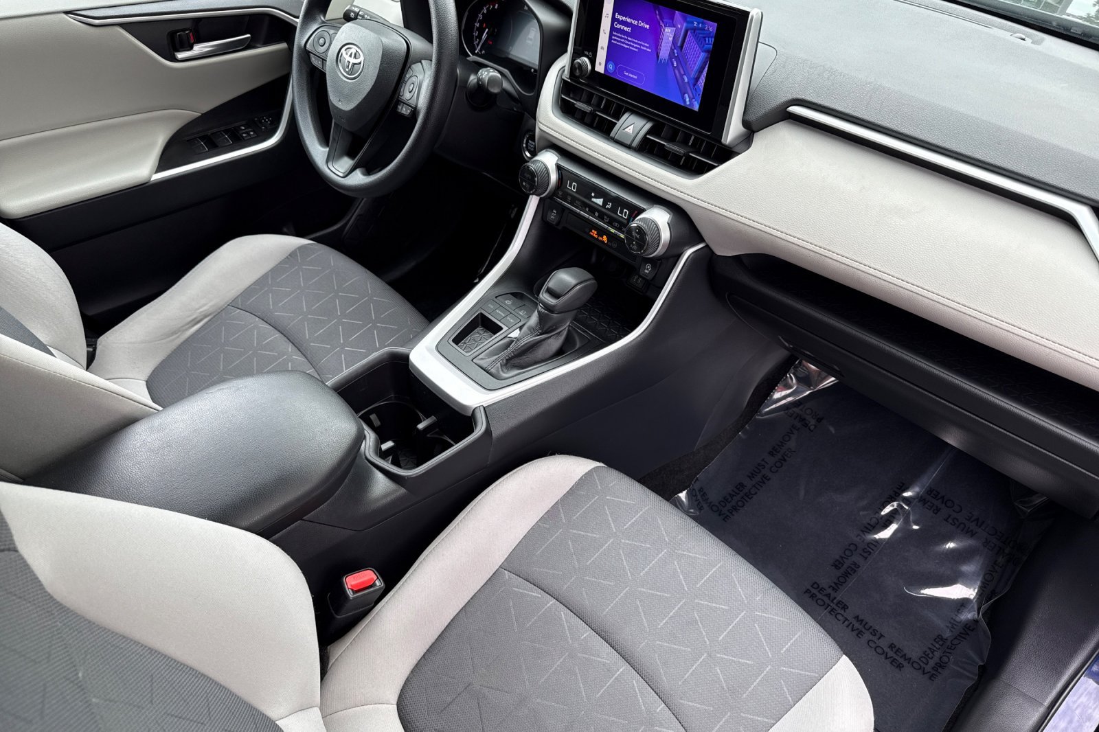 Certified 2024 Toyota RAV4 XLE FWD image 16