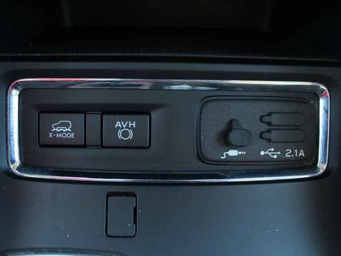 Used 2019 Subaru Ascent Limited image 25