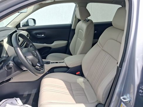 Used 2023 Honda HR-V EX-L image 5