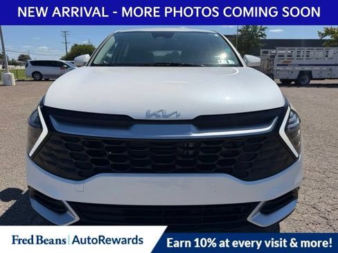 Used 2025 Kia Sportage LX AWD/4WD image 2