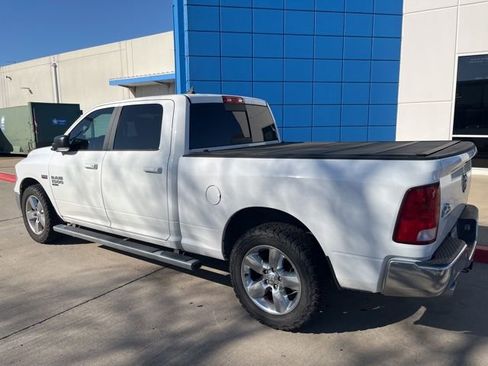 Used 2019 RAM 1500 Big Horn image 9