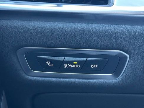 New 2026 BMW X7 xDrive40i w/ Premium Package image 17