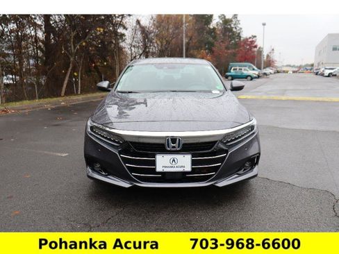 Used 2022 Honda Accord Touring image 2