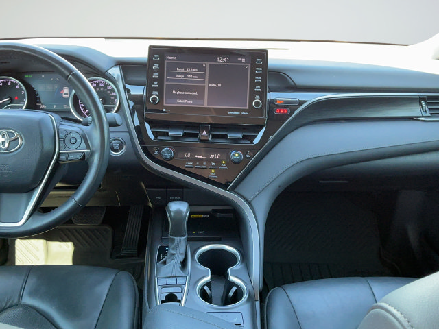 Used 2024 Toyota Camry XLE FWD image 16