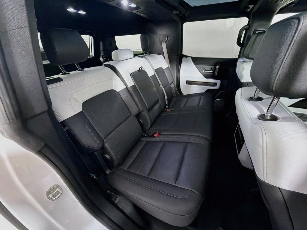 Used 2024 GMC Hummer EV 2X AWD/4WD image 29