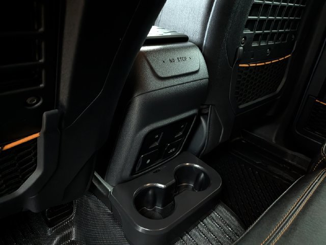 Certified 2024 Ford Bronco Badlands AWD/4WD image 17