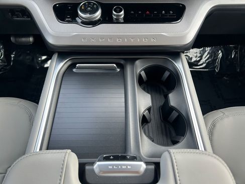 New 2026 Ford Expedition Max Active image 12