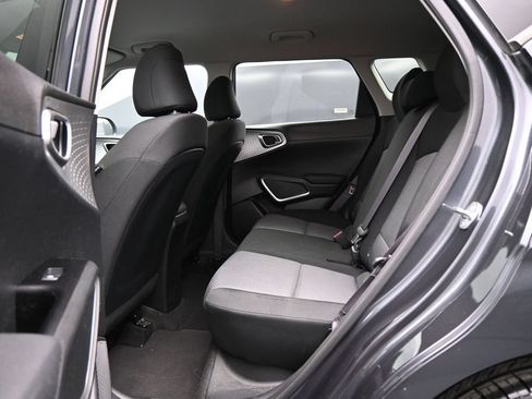 Used 2023 Kia Soul LX w/ Option Group 015 FWD image 21