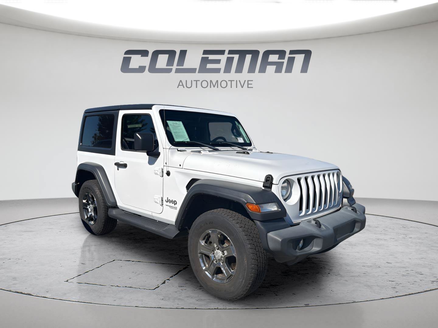 Used 2018 Jeep Wrangler Sport AWD/4WD image 3
