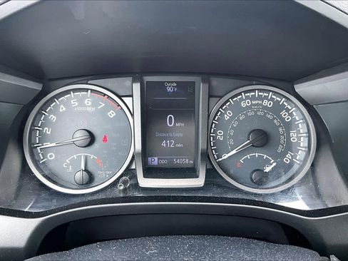 Used 2019 Toyota Tacoma TRD Off-Road AWD/4WD image 23