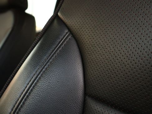 Used 2023 Chevrolet Silverado 1500 High Country w/ Technology Package image 14