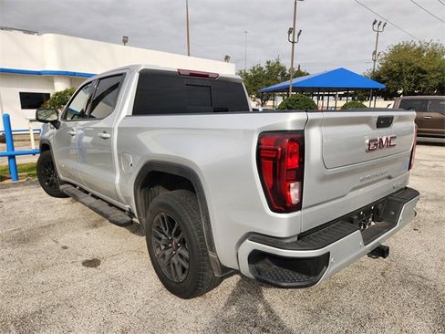 Used 2022 GMC Sierra 1500 Elevation w/ Elevation Premium Package image 3