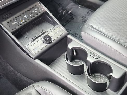 Certified 2025 Hyundai Kona Limited AWD/4WD image 15