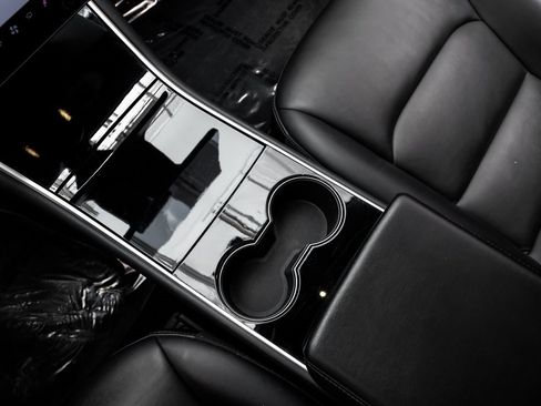 Used 2018 Tesla Model 3 Long Range image 35