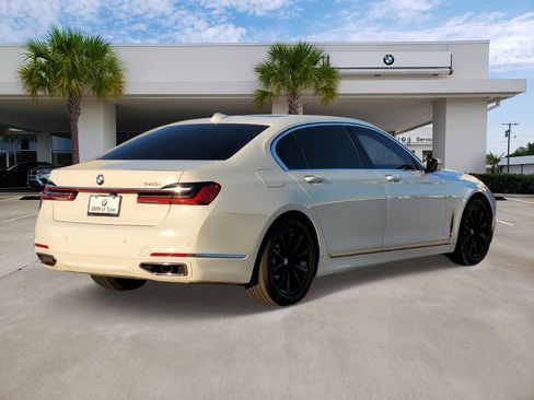 Used 2020 BMW 740i w/ Cold Weather Package image 4