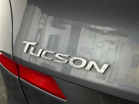 Used 2019 Hyundai Tucson SE image 8