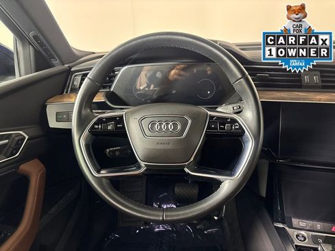 Used 2022 Audi e-tron Premium w/ Convenience Plus Package image 16