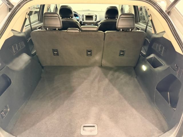 Used 2016 Ford Edge SEL w/ Equipment Group 201A AWD/4WD image 33
